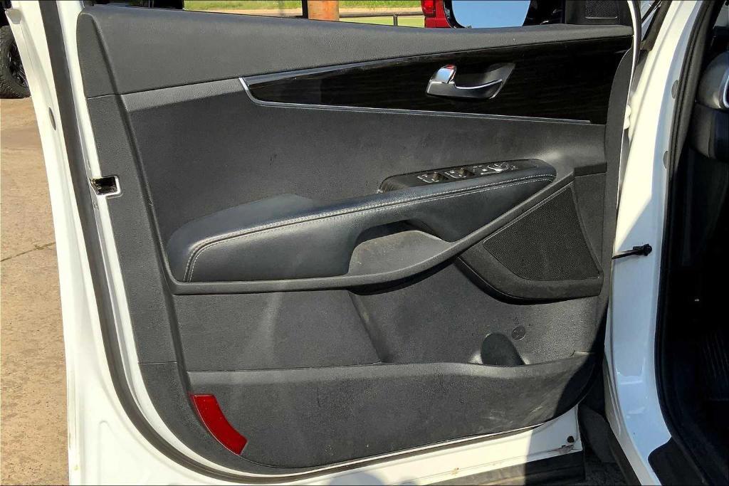used 2019 Kia Sorento car, priced at $13,617