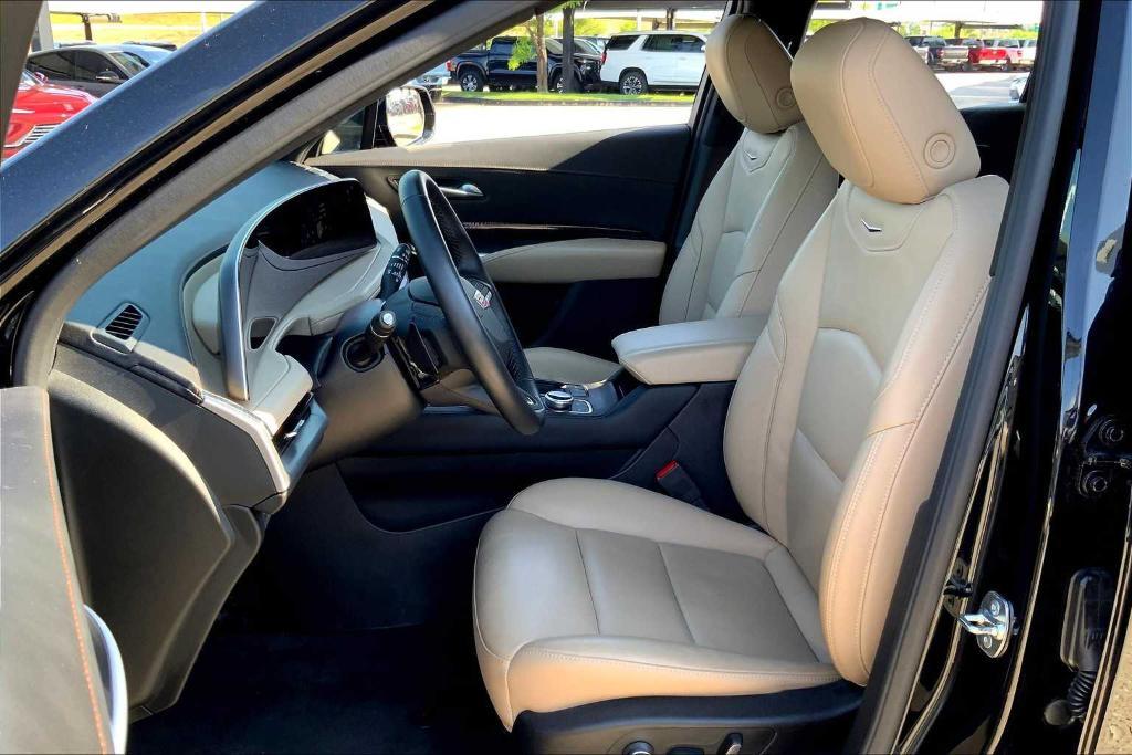 used 2025 Cadillac XT4 car, priced at $42,680