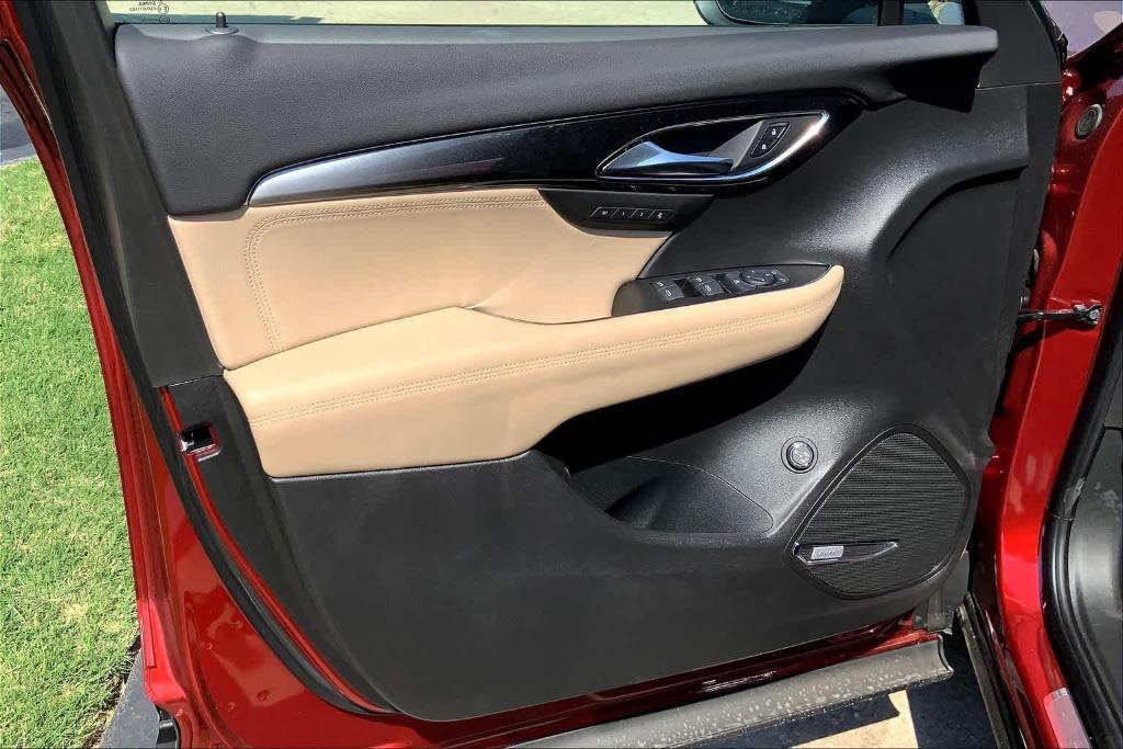 new 2024 Buick Envision car, priced at $34,140