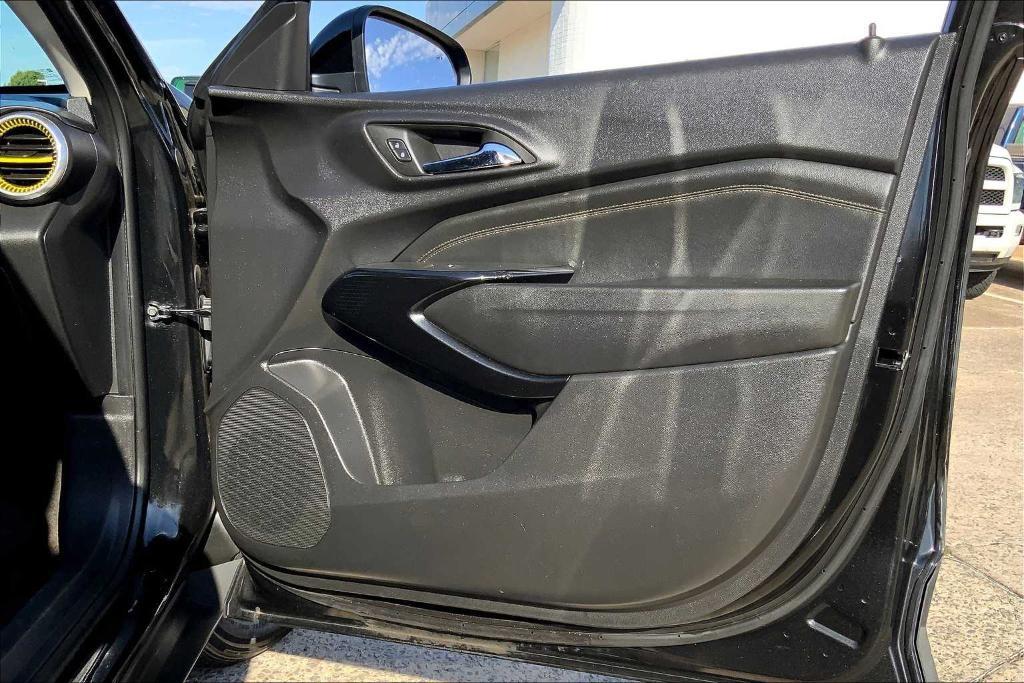 used 2024 Chevrolet Trax car, priced at $19,602