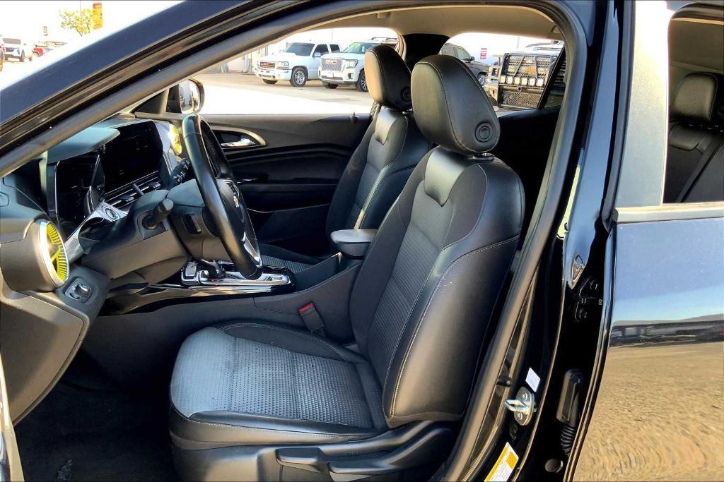 used 2024 Chevrolet Trax car, priced at $19,602