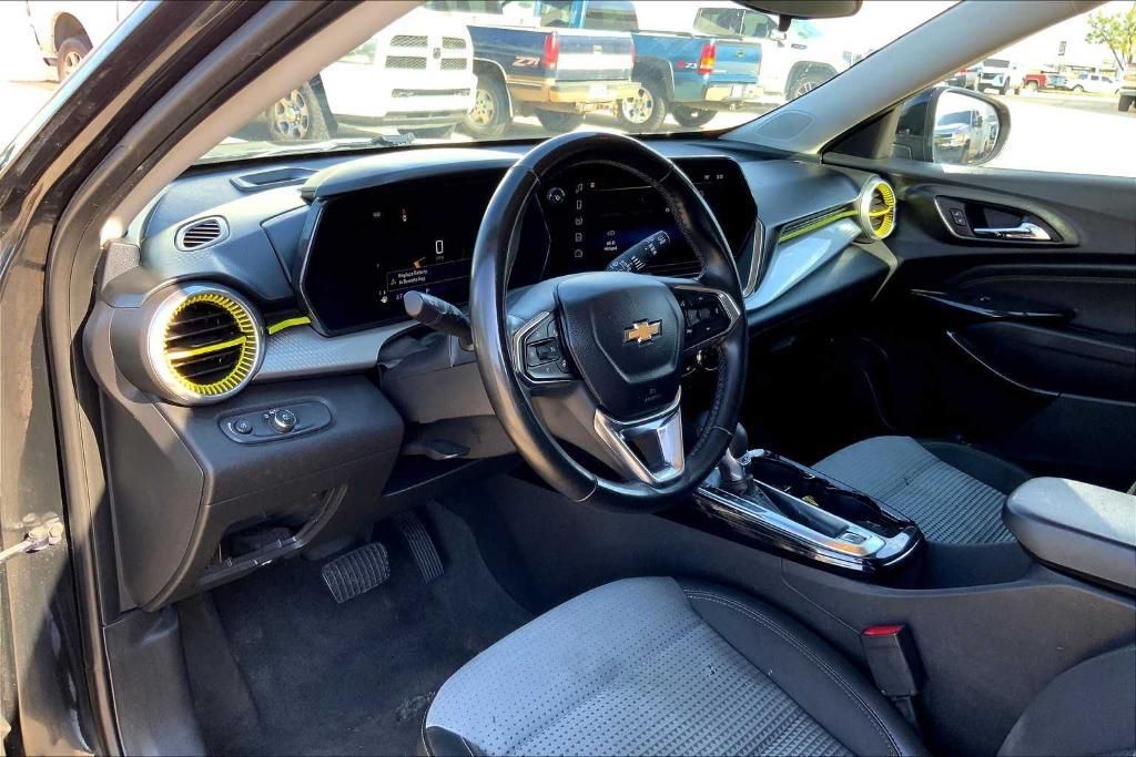 used 2024 Chevrolet Trax car, priced at $19,602