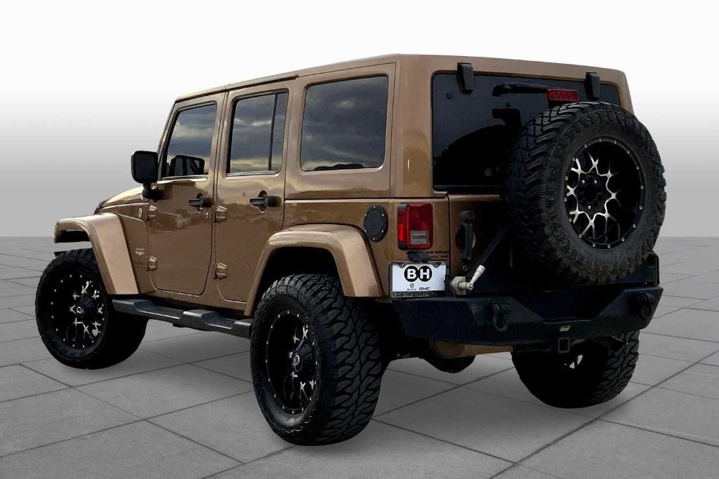 used 2015 Jeep Wrangler Unlimited car, priced at $16,947