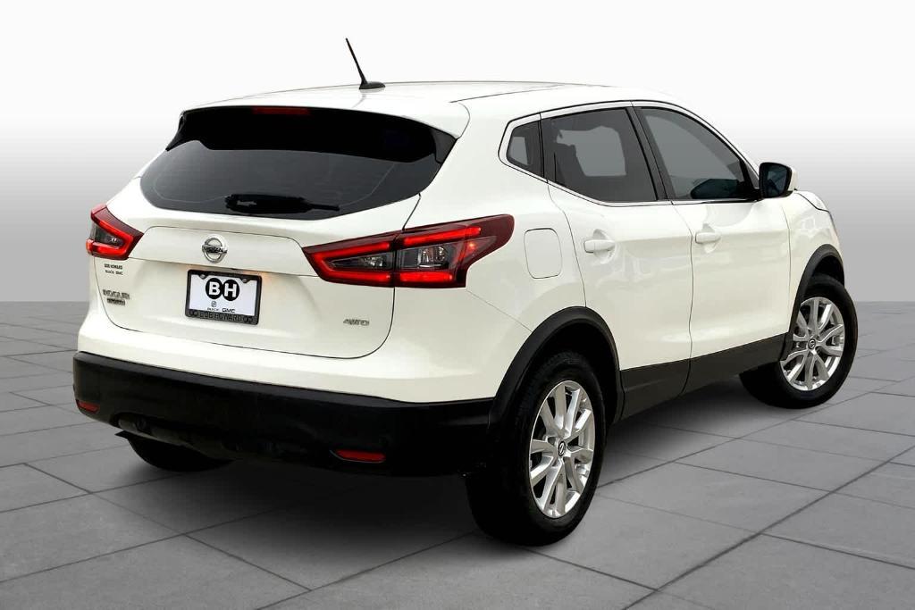 used 2021 Nissan Rogue Sport car, priced at $17,137