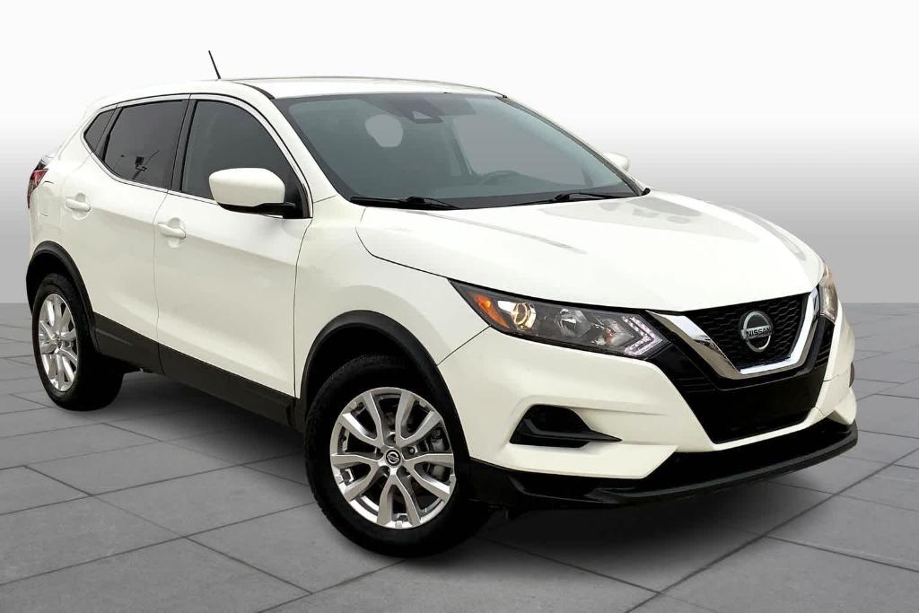 used 2021 Nissan Rogue Sport car, priced at $17,137