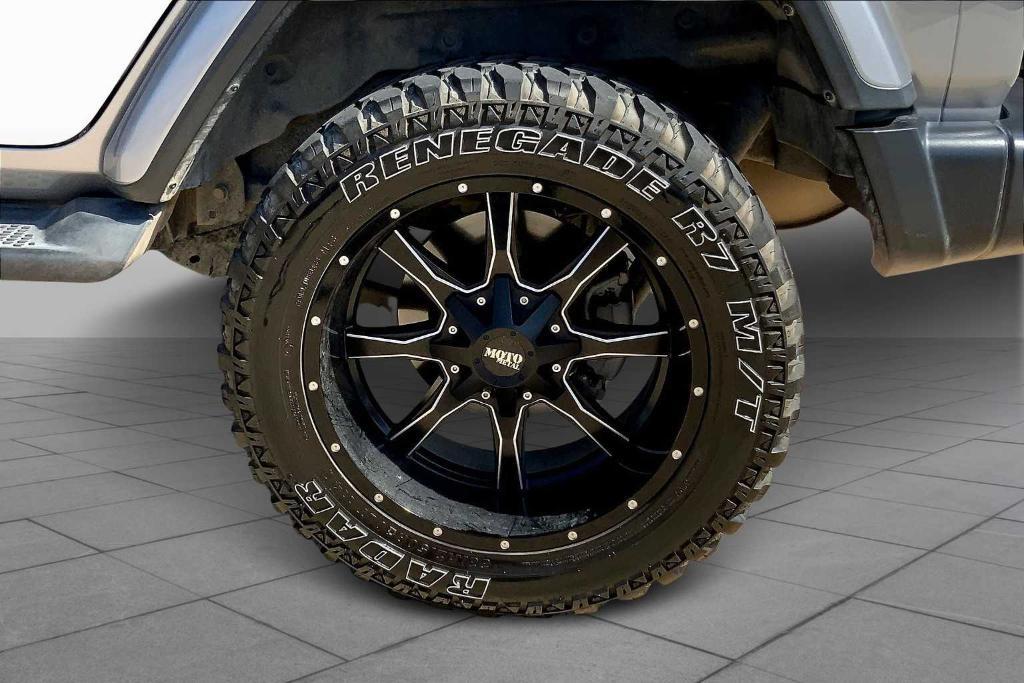 used 2018 Jeep Wrangler Unlimited car, priced at $26,993