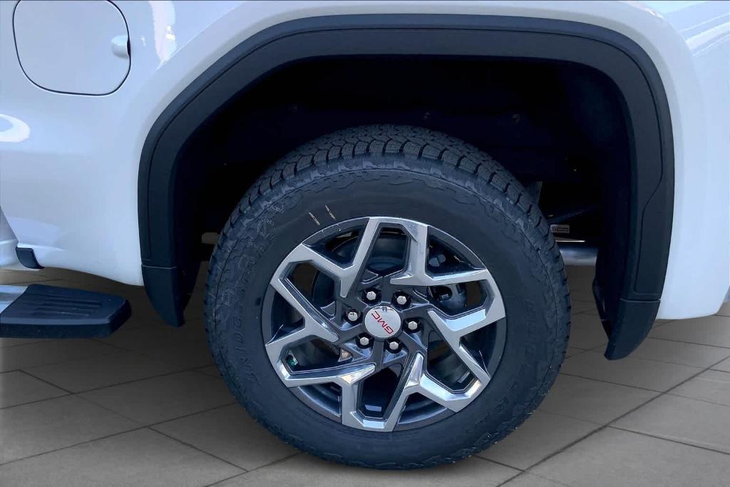 new 2025 GMC Sierra 1500 car, priced at $57,825