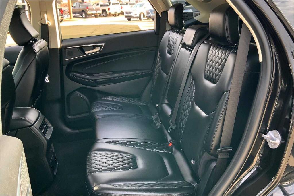 used 2024 Ford Edge car, priced at $31,997