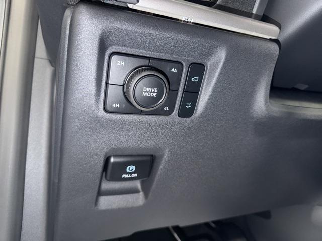 new 2025 Ford Expedition Max car, priced at $74,283