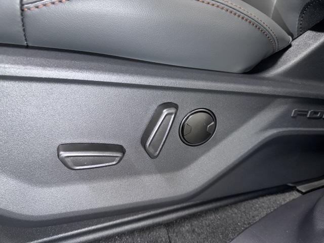 new 2025 Ford Expedition Max car, priced at $74,283