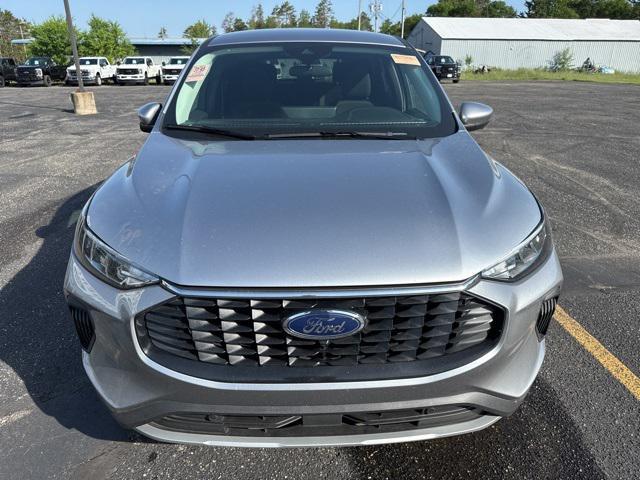 used 2023 Ford Escape car, priced at $25,872