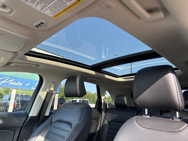used 2023 Ford Edge car, priced at $29,992