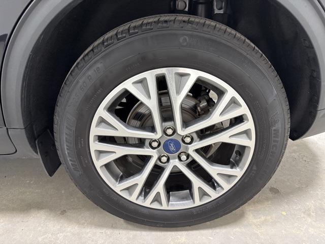 used 2022 Ford Escape car, priced at $24,479
