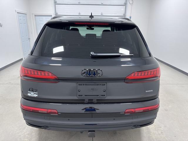 used 2024 Audi Q7 car, priced at $45,861