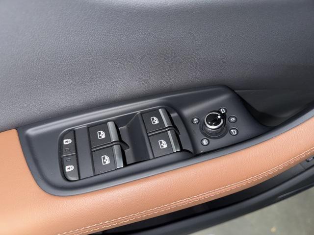 used 2024 Audi Q7 car, priced at $45,861