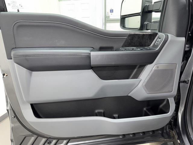 new 2025 Ford F-350 car, priced at $65,903