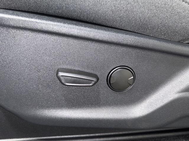 new 2025 Ford F-350 car, priced at $75,958