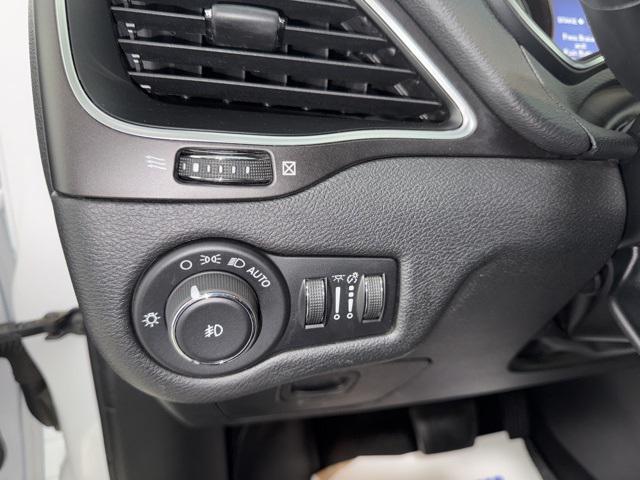 used 2020 Jeep Cherokee car, priced at $17,463