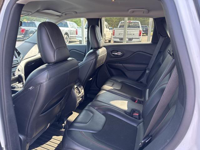 used 2020 Jeep Cherokee car, priced at $17,950