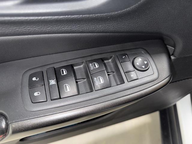 used 2020 Jeep Cherokee car, priced at $17,463