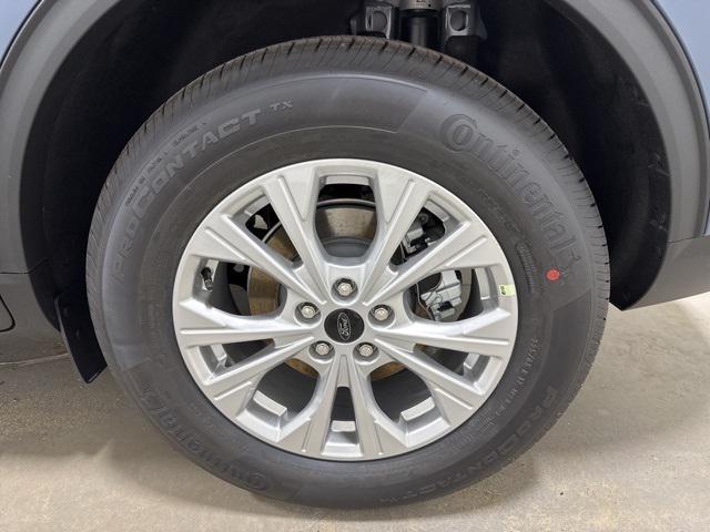 new 2025 Ford Escape car, priced at $34,768