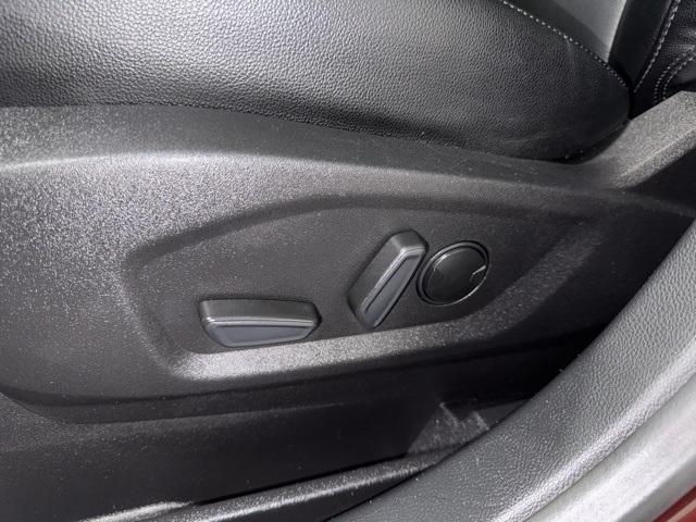 used 2022 Ford Edge car, priced at $29,999