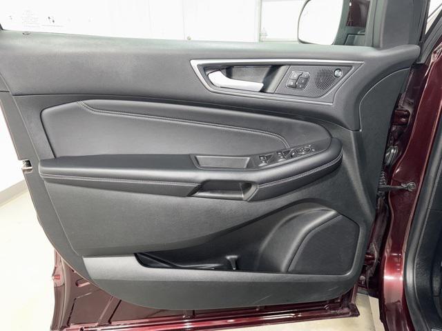 used 2022 Ford Edge car, priced at $29,999