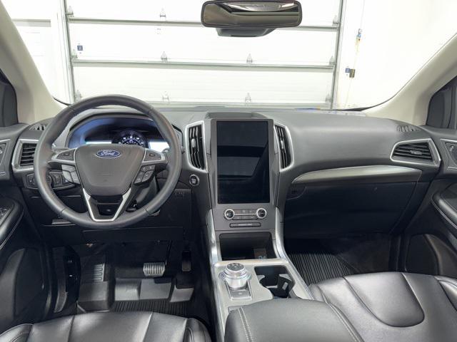 used 2022 Ford Edge car, priced at $29,999