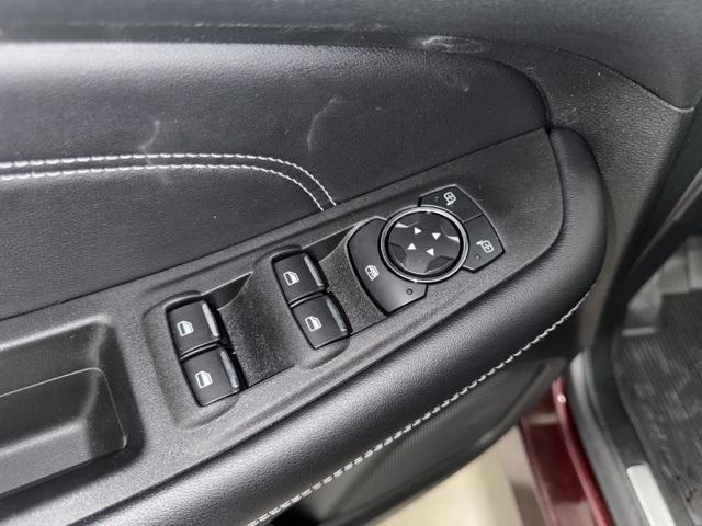 used 2022 Ford Edge car, priced at $29,999