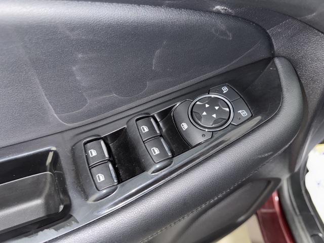 used 2019 Ford Edge car, priced at $16,931