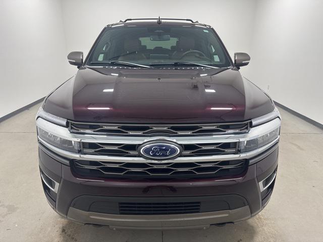 used 2024 Ford Expedition car, priced at $69,257