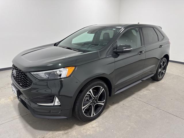 used 2024 Ford Edge car, priced at $40,189