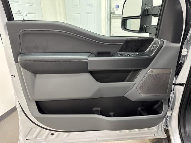 new 2025 Ford F-350 car, priced at $68,514