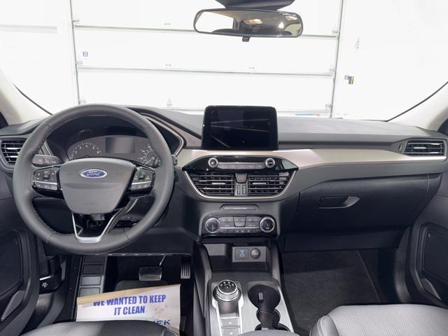 used 2022 Ford Escape car, priced at $23,984