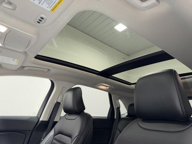 used 2022 Ford Edge car, priced at $26,381