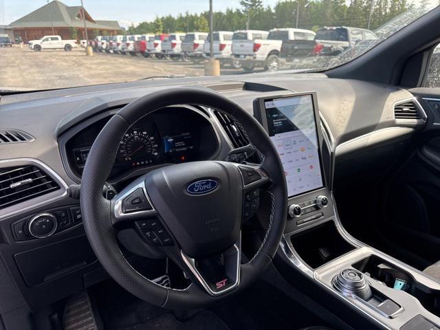 used 2024 Ford Edge car, priced at $41,789