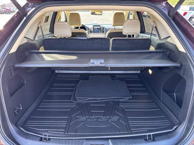 used 2024 Ford Edge car, priced at $31,394