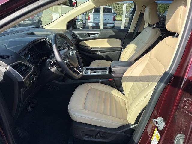 used 2024 Ford Edge car, priced at $31,394