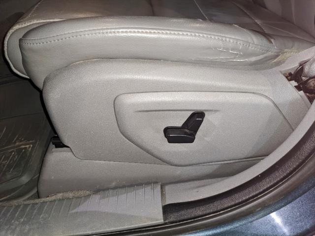 used 2007 Jeep Commander car, priced at $5,450