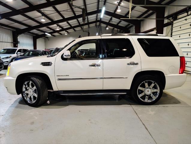 used 2013 Cadillac Escalade car, priced at $18,450