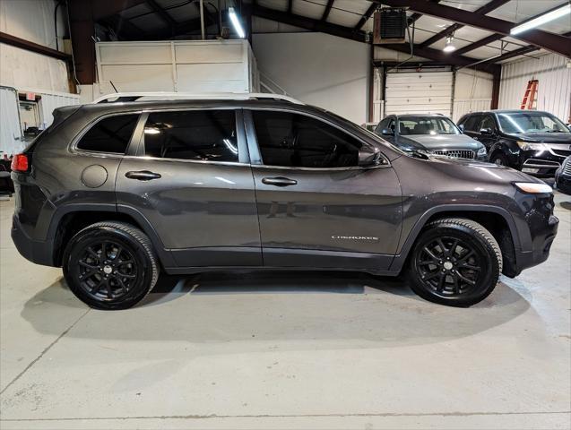 used 2014 Jeep Cherokee car, priced at $10,950