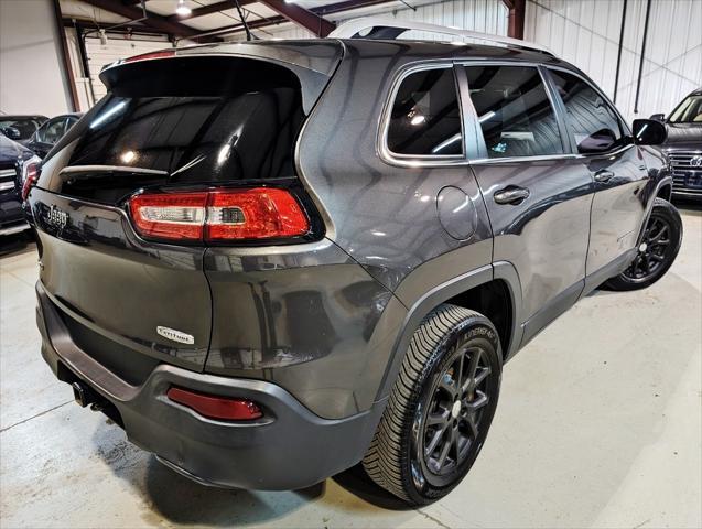 used 2014 Jeep Cherokee car, priced at $10,950