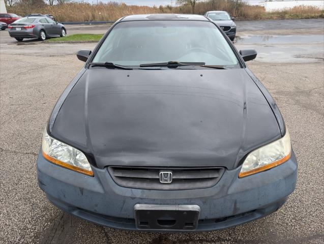 used 1998 Honda Accord car, priced at $2,850