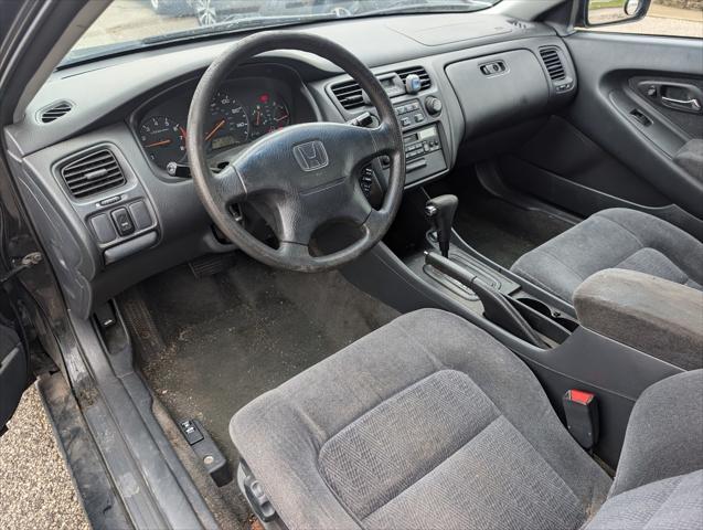 used 1998 Honda Accord car, priced at $2,850