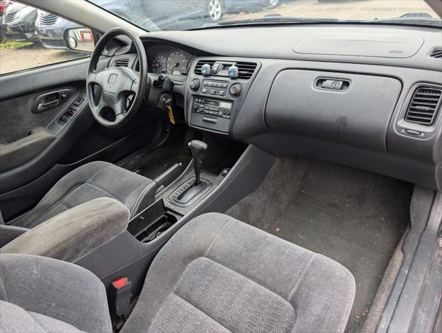 used 1998 Honda Accord car, priced at $2,850