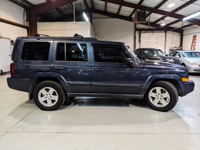 used 2007 Jeep Commander car, priced at $5,950