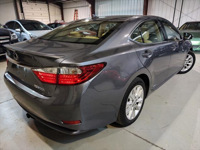 used 2014 Lexus ES 300h car, priced at $16,950