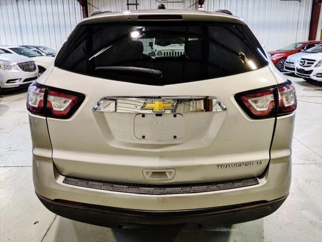 used 2016 Chevrolet Traverse car, priced at $9,950