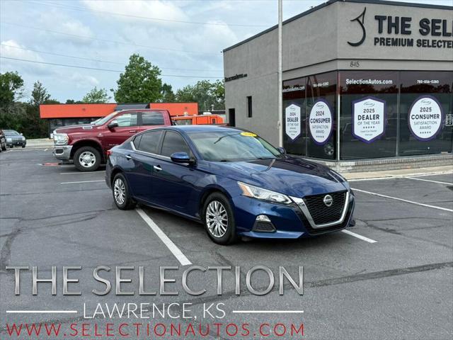 used 2019 Nissan Altima car, priced at $11,900