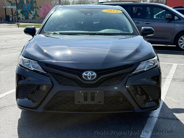 used 2019 Toyota Camry Hybrid car, priced at $19,900